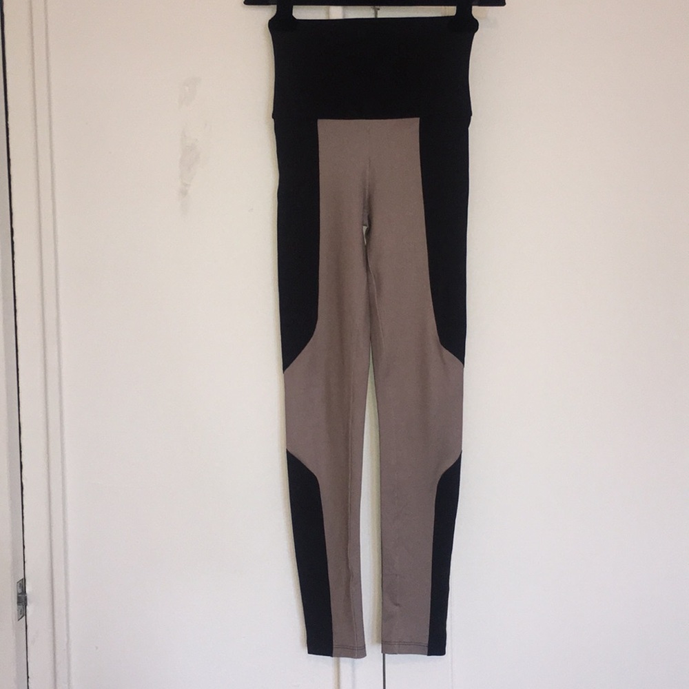 Live The Process Geometric Leggings
